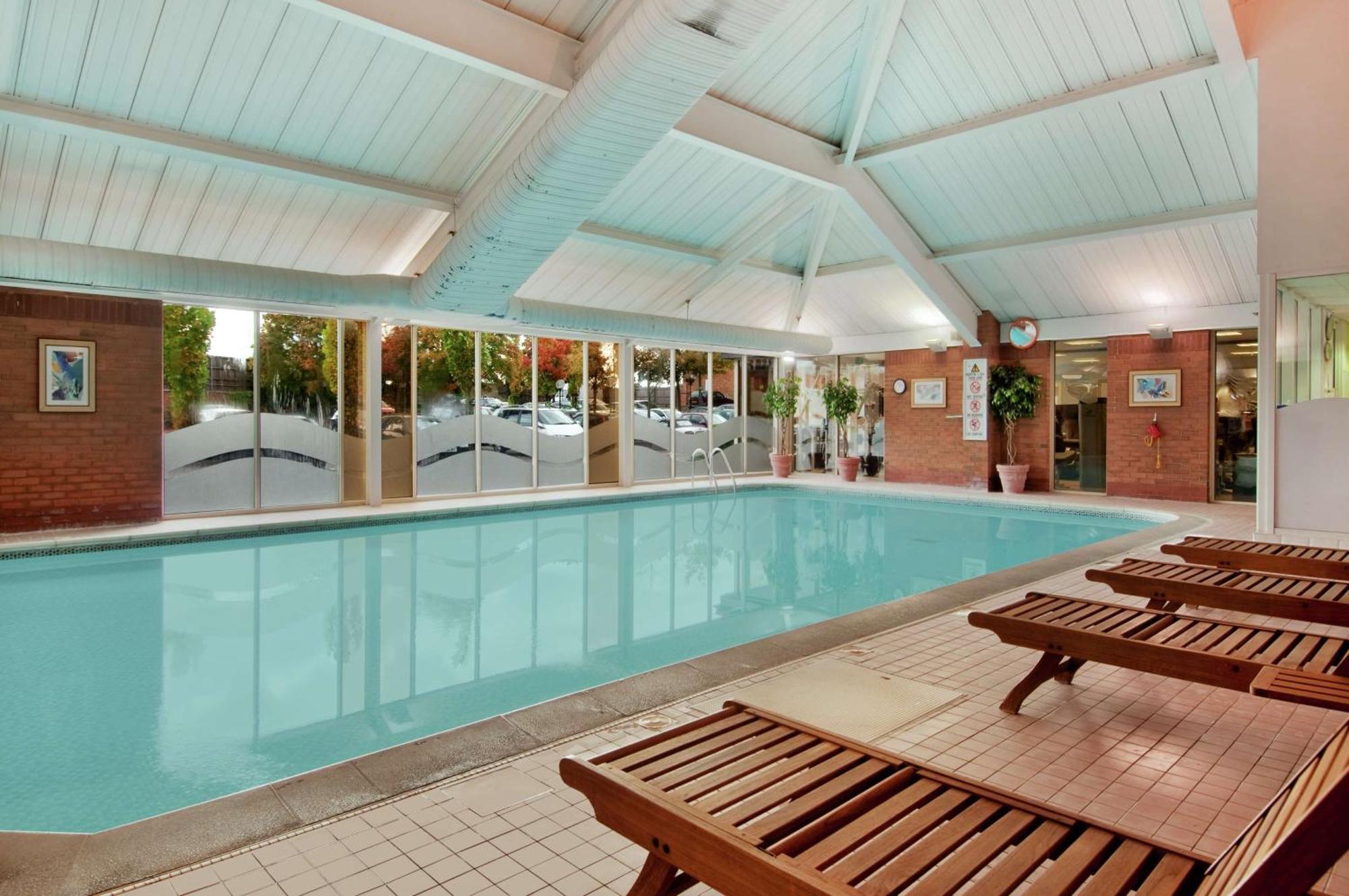 Orida Hotels Newbury Newbury  Buitenkant foto