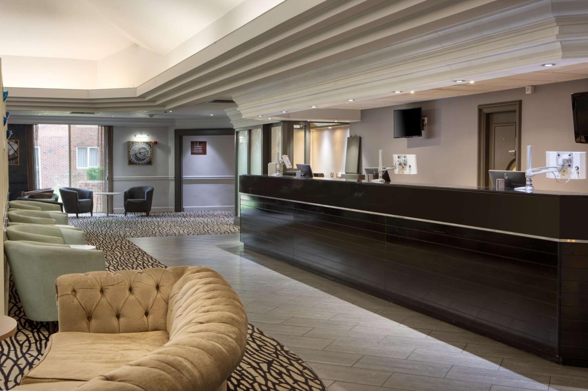 Orida Hotels Newbury Newbury  Buitenkant foto