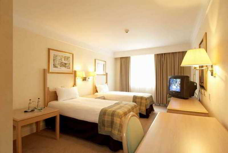 Orida Hotels Newbury Newbury  Buitenkant foto