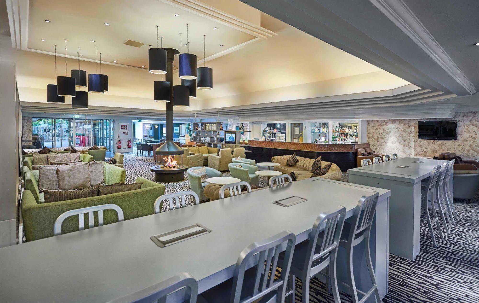 Orida Hotels Newbury Newbury  Buitenkant foto