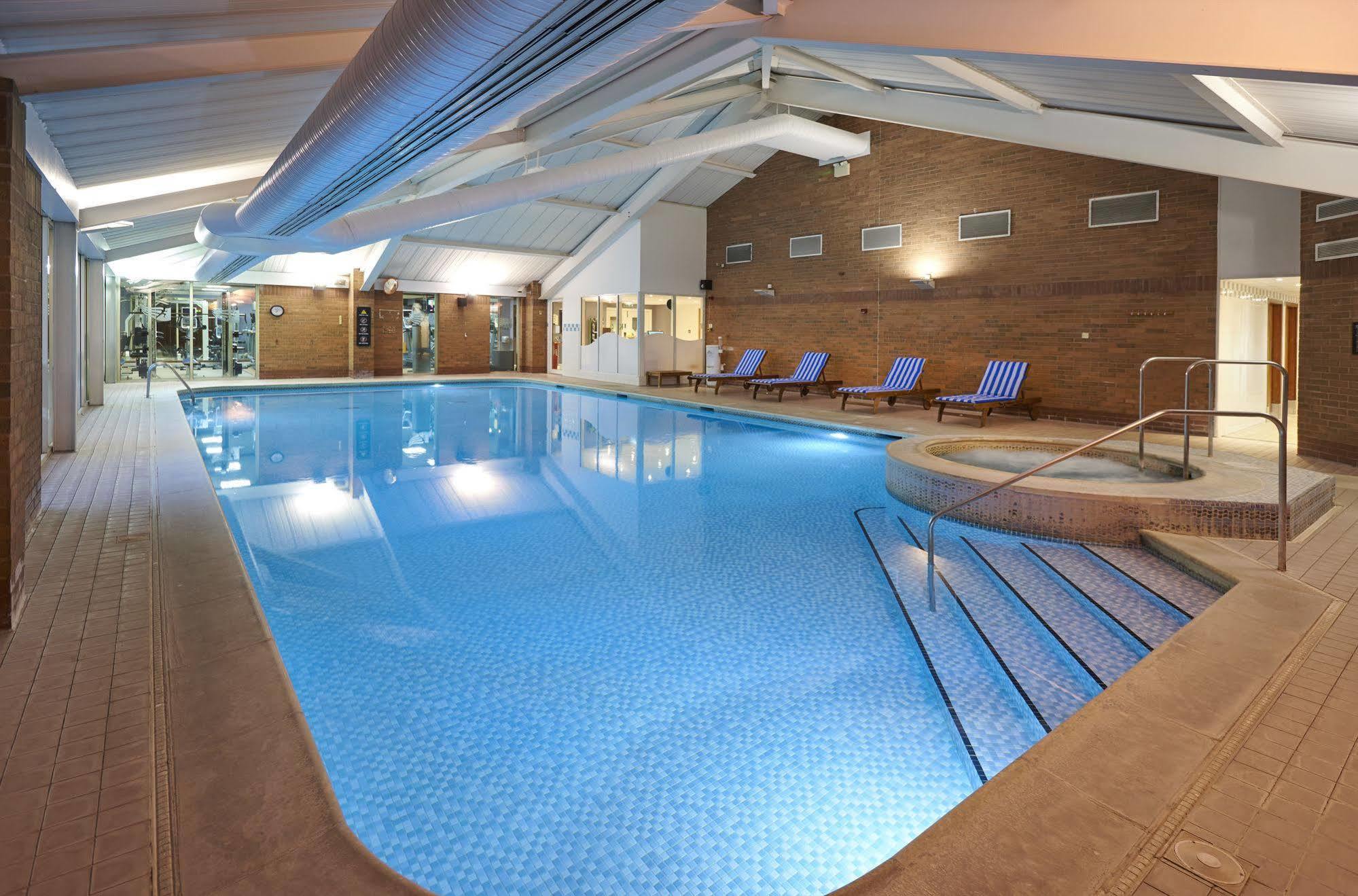 Orida Hotels Newbury Newbury  Buitenkant foto